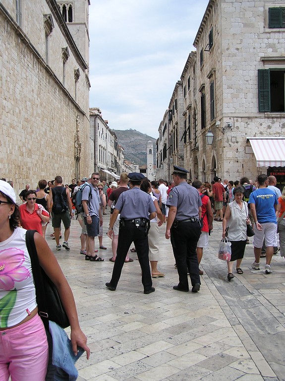img00025.jpg