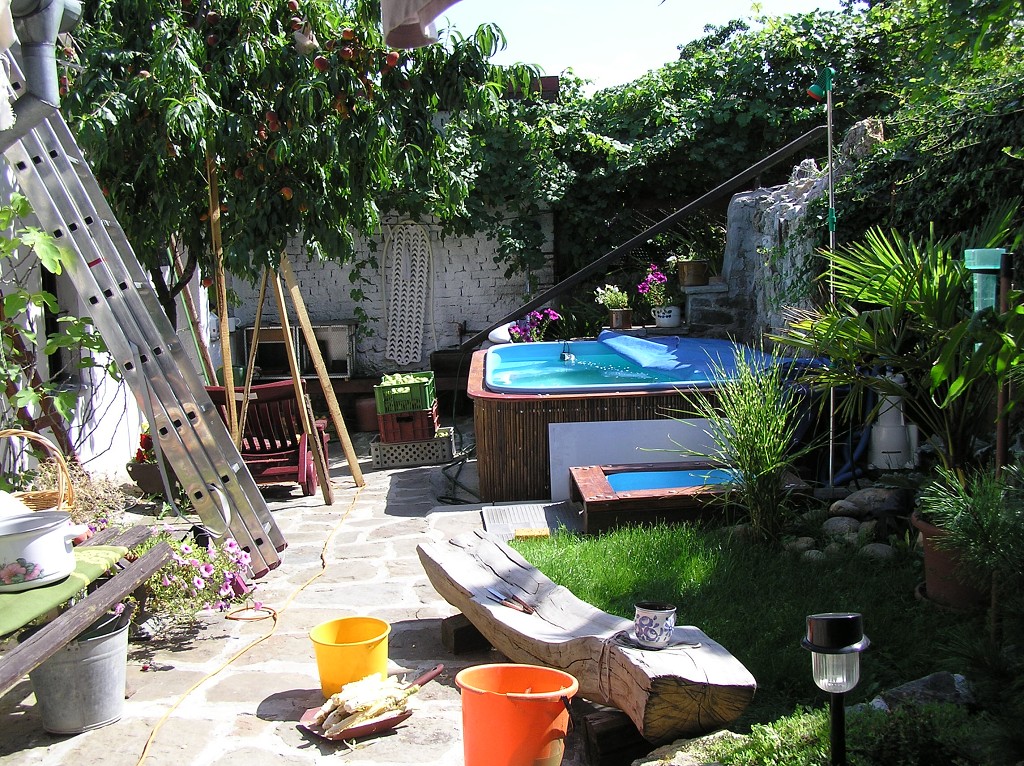 img00003.jpg