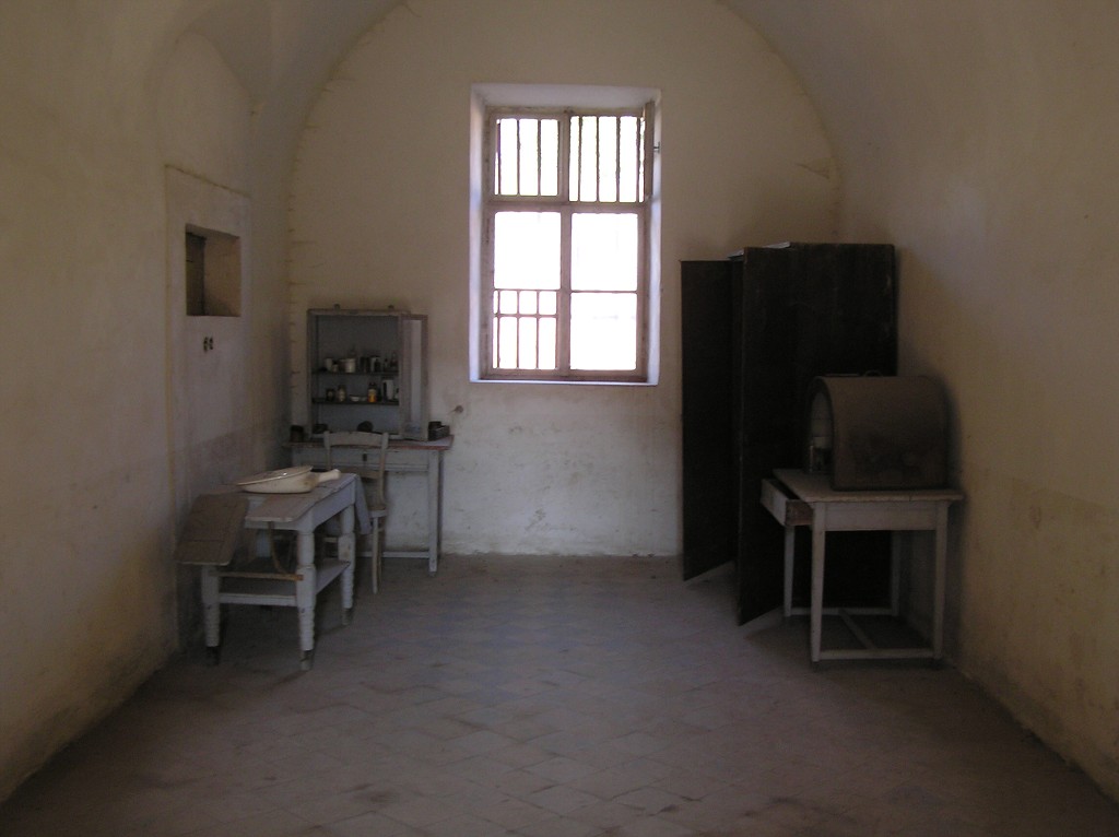 img00010.jpg
