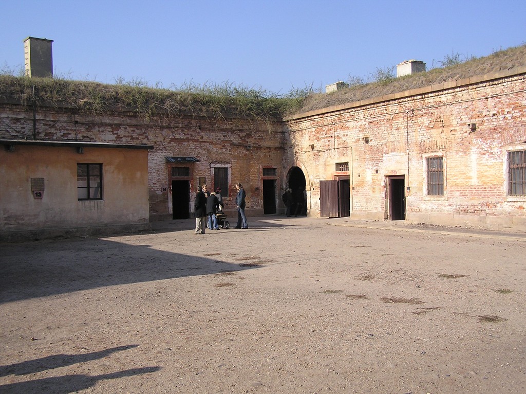 img00013.jpg