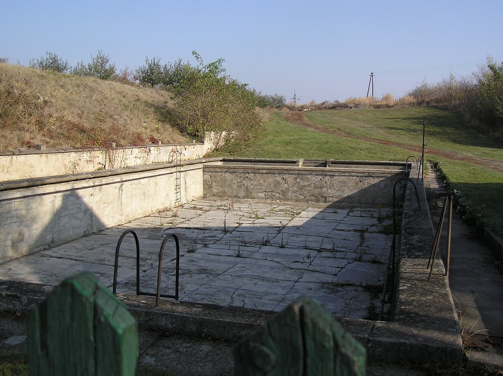 img00021.jpg