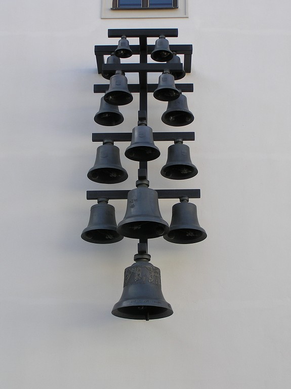 img00014.jpg