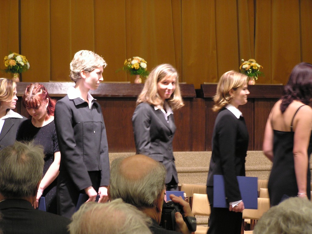 img00006.jpg
