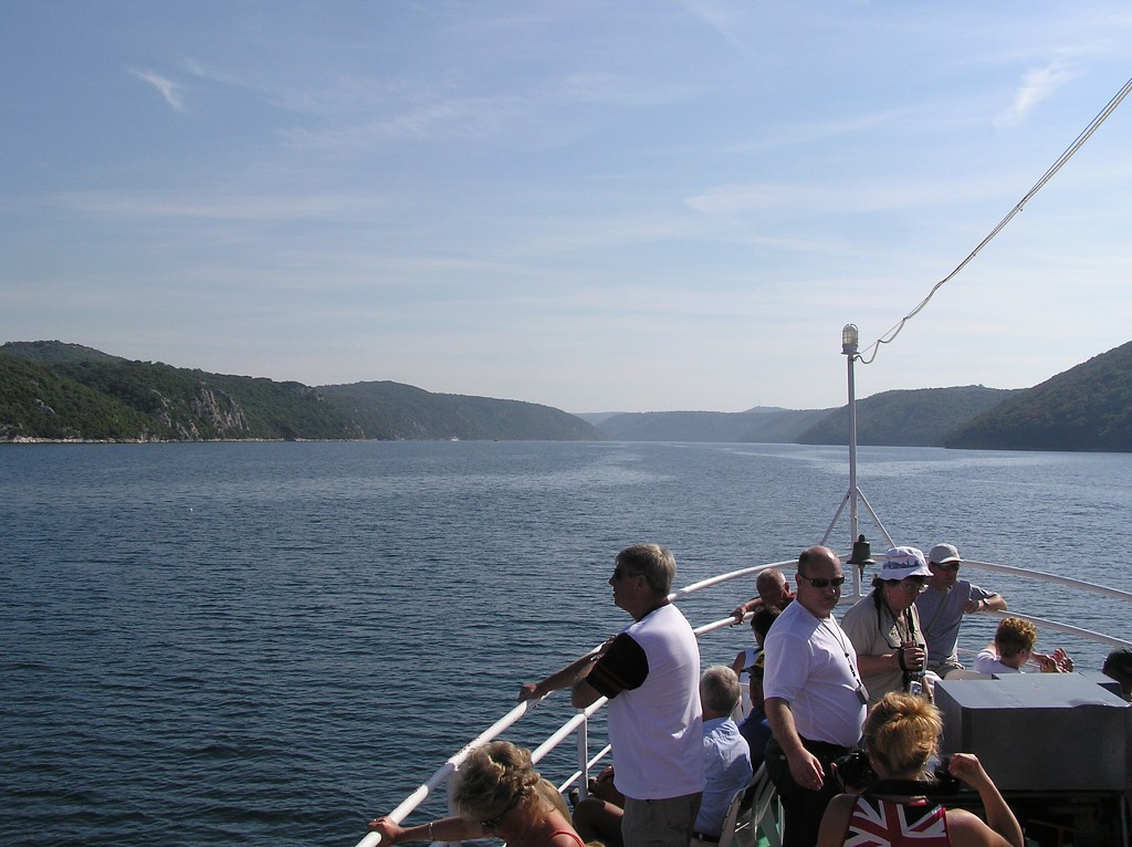 img00004.jpg