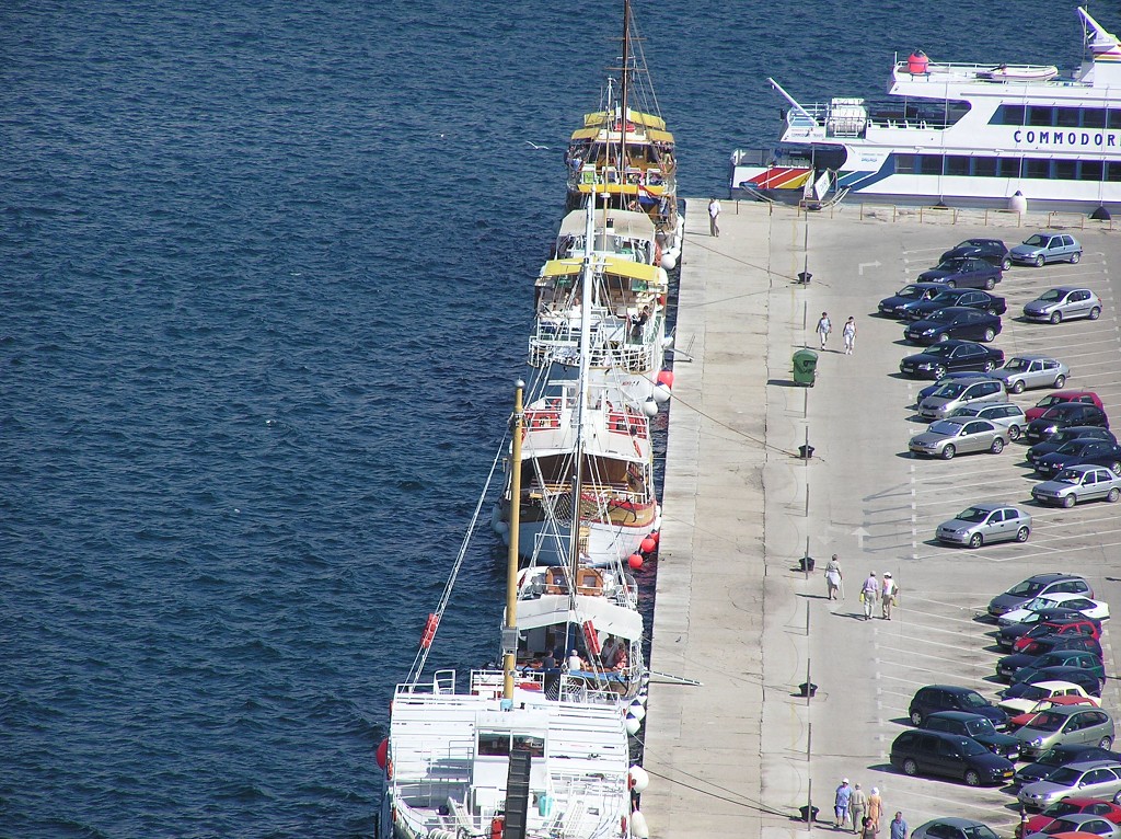 img00017.jpg