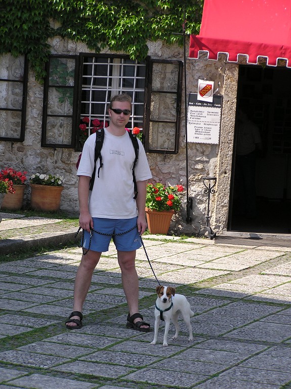 img00044.jpg