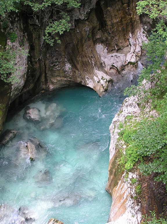 img00211.jpg