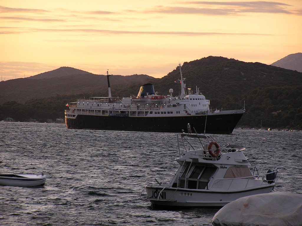 img00233.jpg