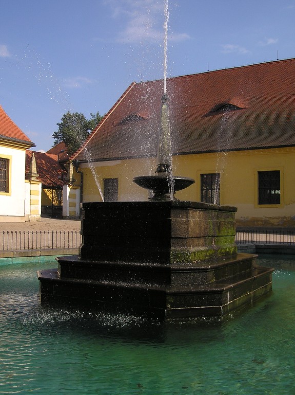 img00127.jpg