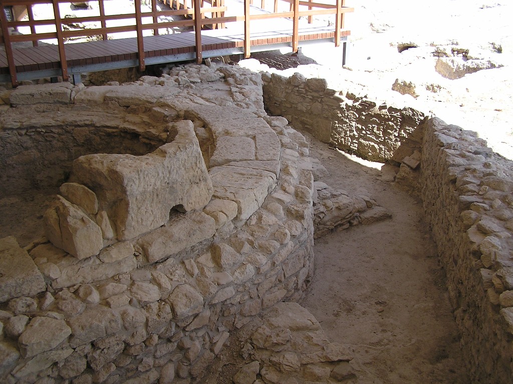 img00026.jpg