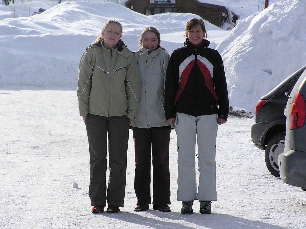 img00004.jpg
