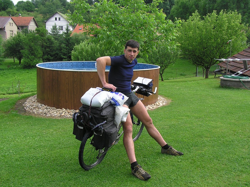 img00002.jpg