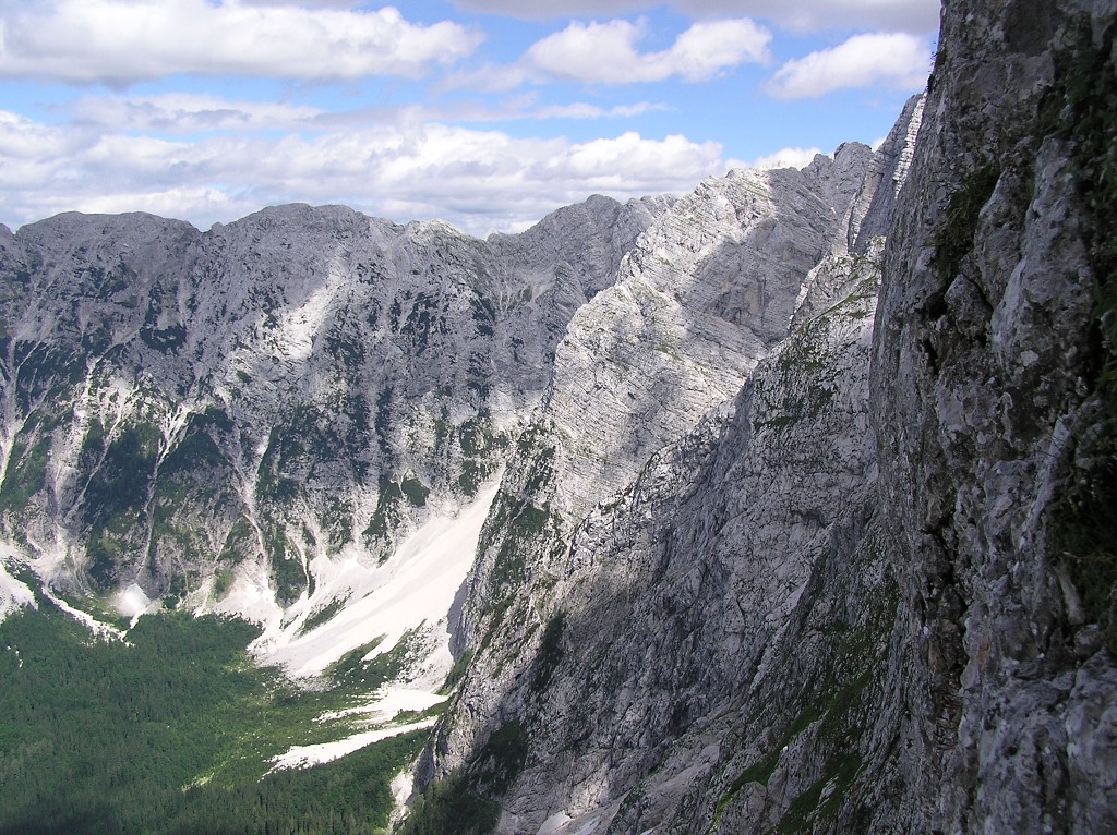 img00028.jpg