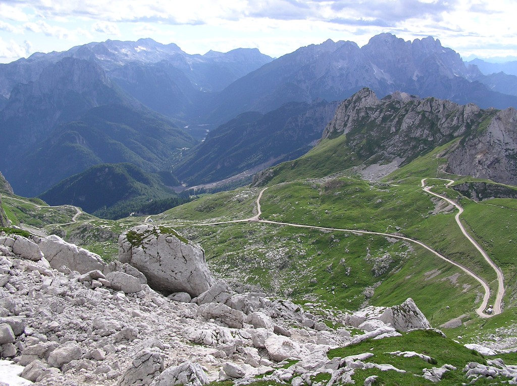 img00030.jpg