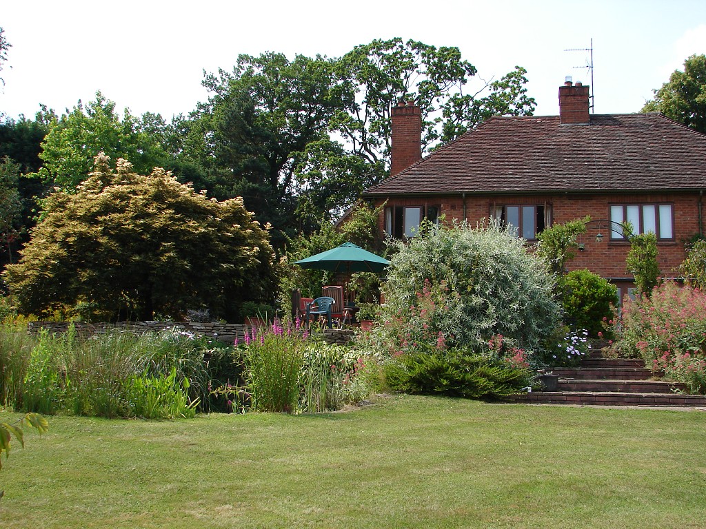 img00004.jpg