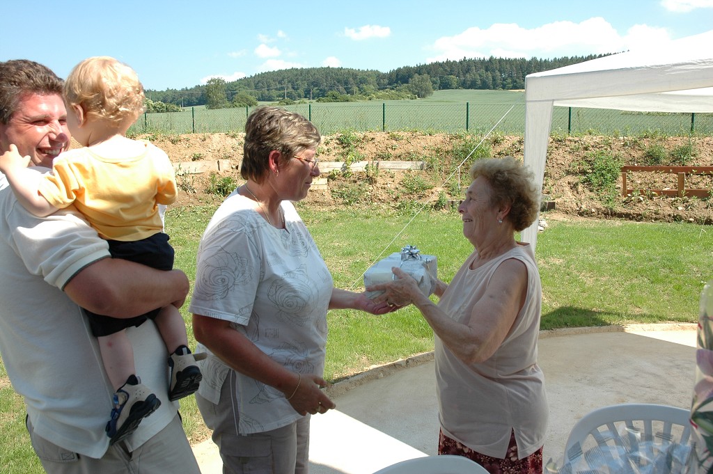 img00007.jpg